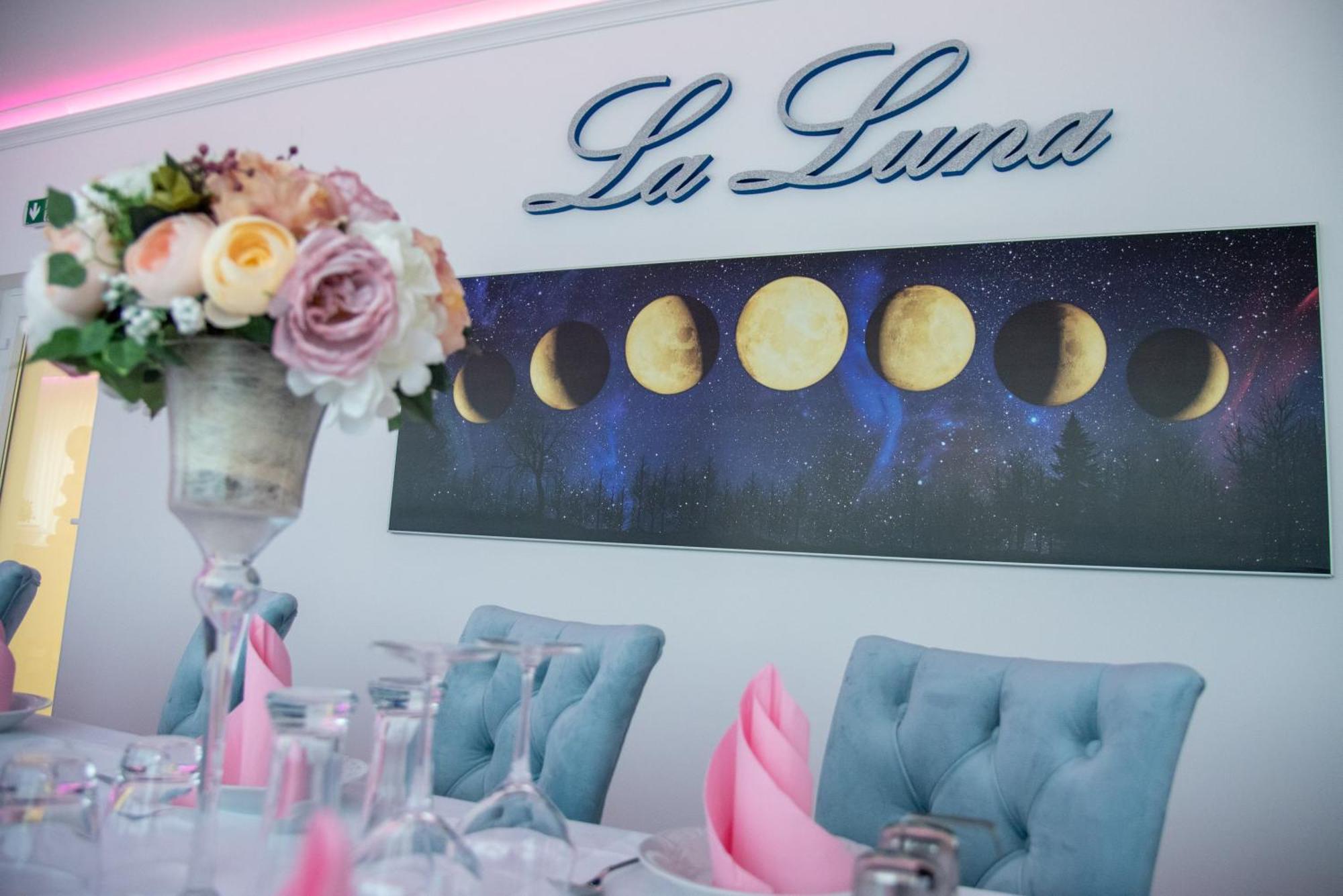 La Luna Premium Deluxe Apartment With Free Jacuzzi, Bikes & Covered Parking Nasice ภายนอก รูปภาพ